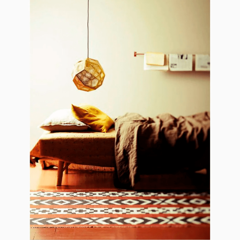 Cozy Minimalistic Metal Pendant Light