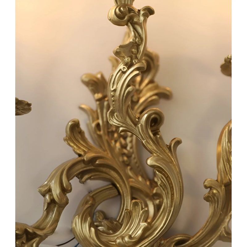 Elegant Wall Light In The Classic French Style For Dining Room