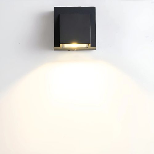 Modern Black Aluminum Waterproof LED Wall Lighting Fixture For Yard