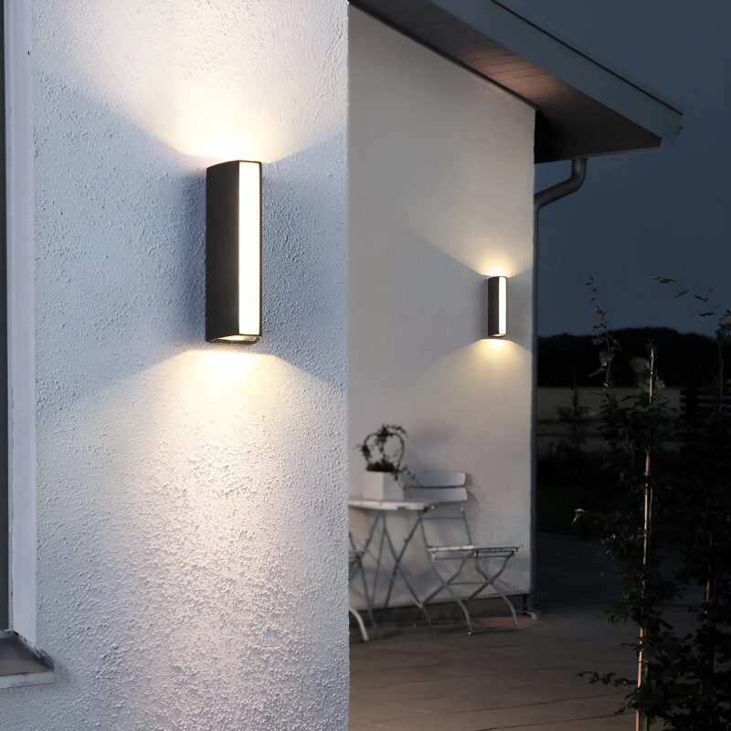 Modern Black Outdoor Waterproof Aluminum LED Wall Lamp