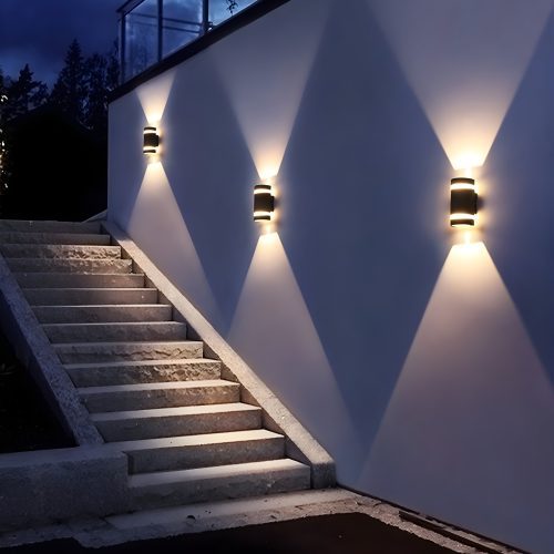 Modern Minimalistic Black Outdoor Waterproof Aluminum LED Wall Light