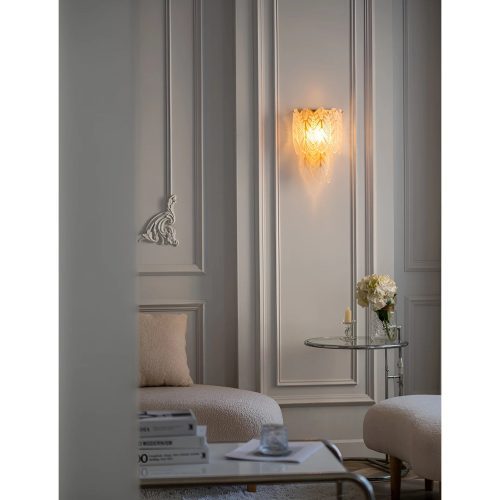 Modern Wall Lamp In The Shape Of Feather For Bedroom